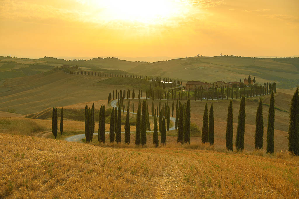 Ocean Horizon - Endless blue expanse. Photo by Marcio Parente