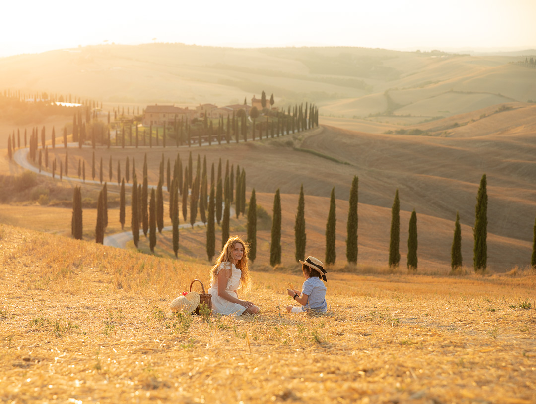 Market Scene - Commerce and community. Photo by Marcio Parente
