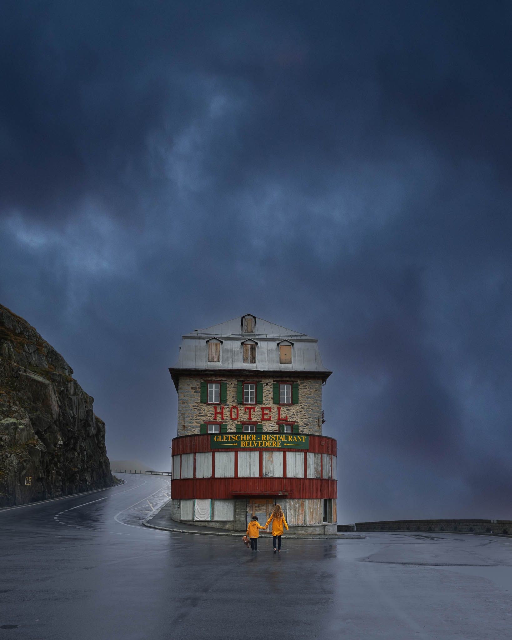 Spontaneous Joy - Happiness in motion. Photo by Marcio Parente